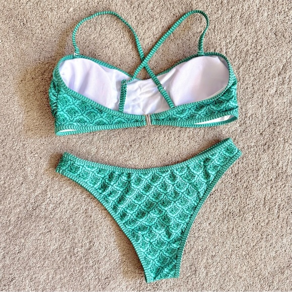SHEIN Green & White Floral Patterned Bikini Size L NWT - Picture 2 of 7